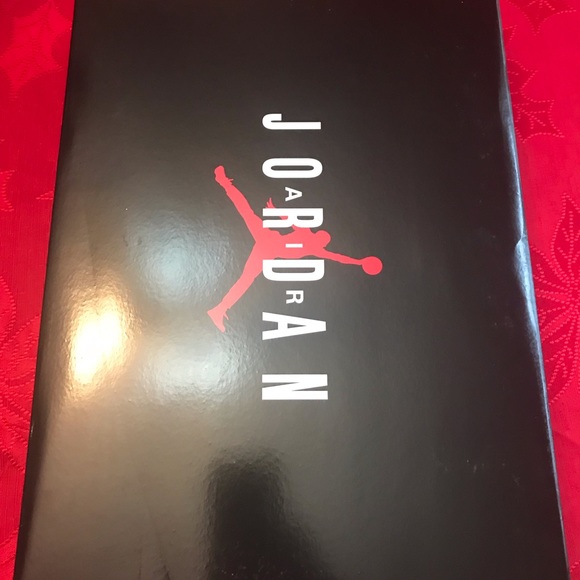 Brand New Concord 11’s - Picture 2 of 8